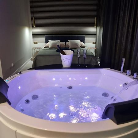 קרקוב Apartament Jacuzzi מראה חיצוני תמונה
