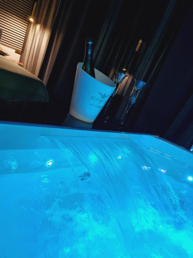 קרקוב Apartament Jacuzzi מראה חיצוני תמונה